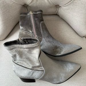Grey-Gold boots